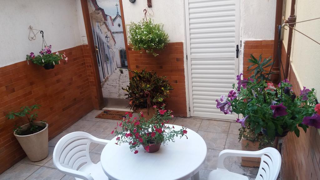 Hostal República *