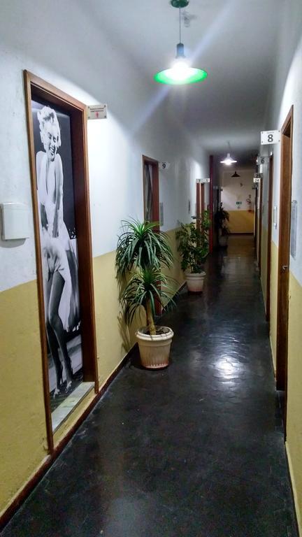Hostal República